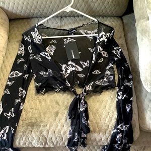 Fashion Nova Butterfly crop top Medium